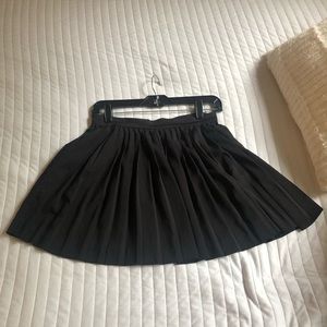 Black pleated skirt